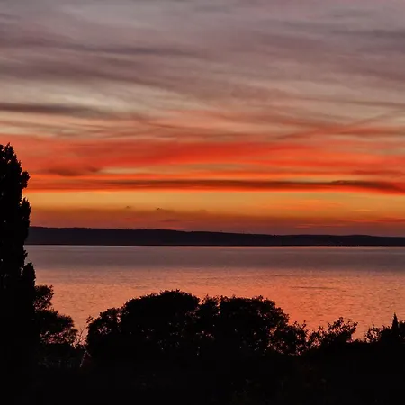 Сasa de vacaciones Seaview House Fiore Paklenica