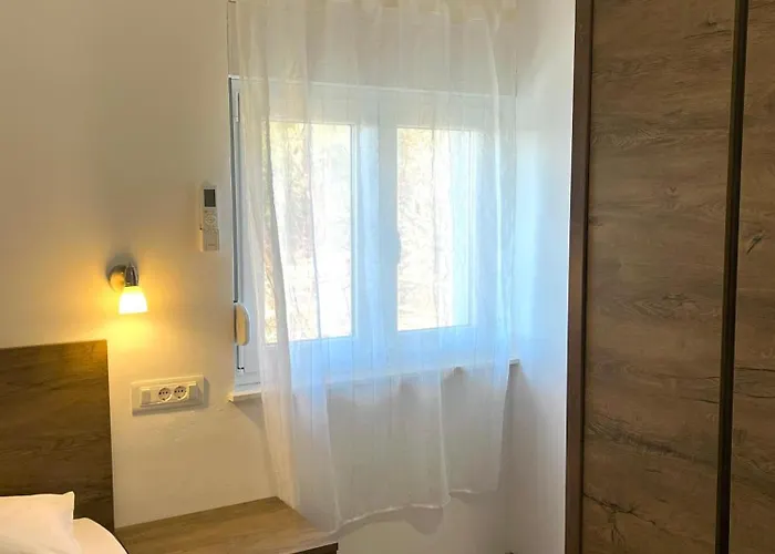 Seaview House Fiore Paklenica 펜션