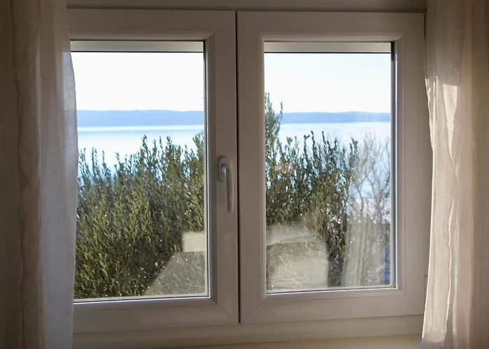 Seaview House Fiore Paklenica 펜션 스타리그라드 파클레니차