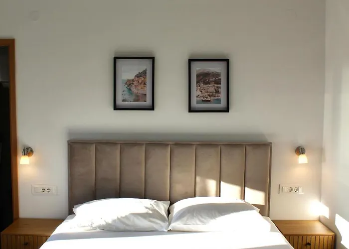 펜션 Seaview House Fiore Paklenica 스타리그라드 파클레니차