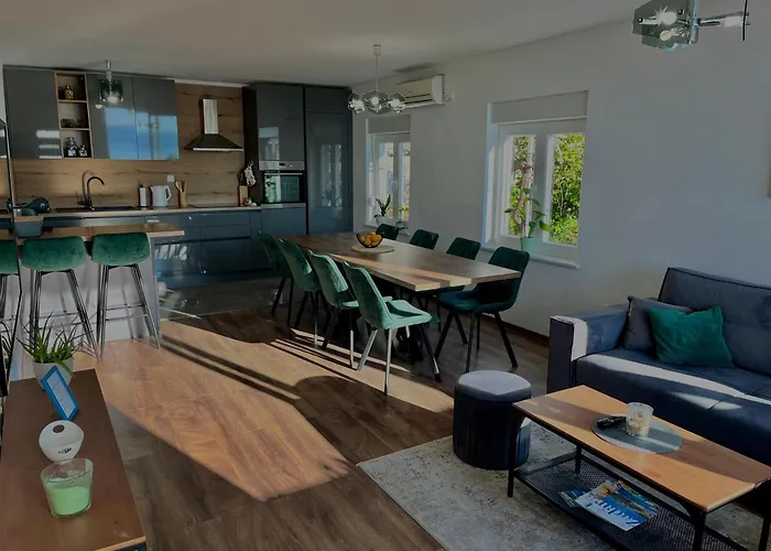 Seaview House Fiore Paklenica * 스타리그라드 파클레니차