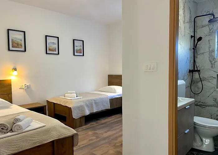 Seaview House Fiore Paklenica 펜션