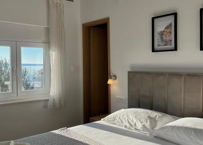 펜션 Seaview House Fiore Paklenica 스타리그라드 파클레니차