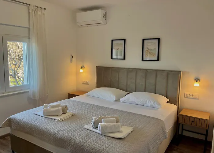 Seaview House Fiore Paklenica *